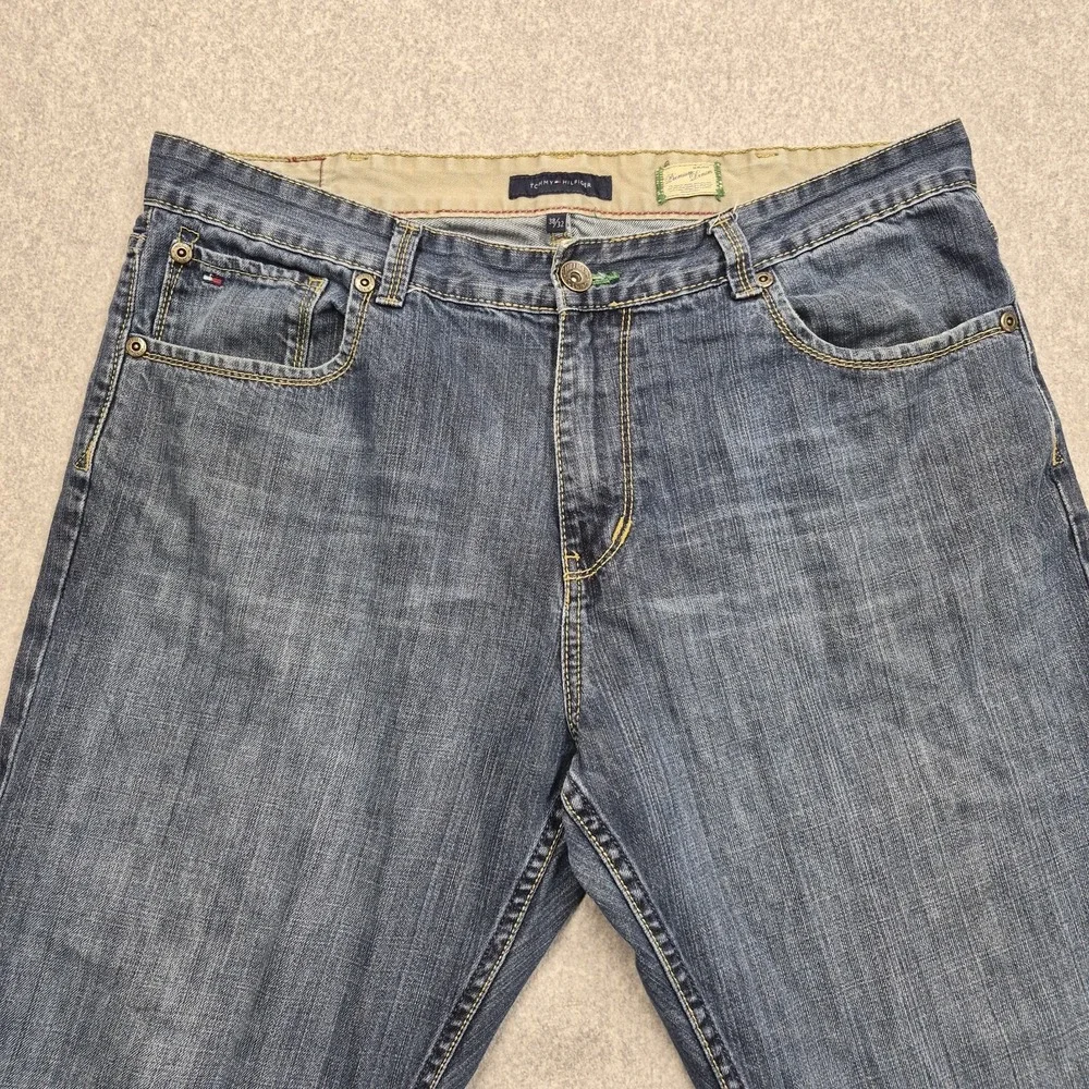 Tommy Hilfiger Freedom Jeans Mens 38x32 Blue Denim Straight Leg Premium Classic